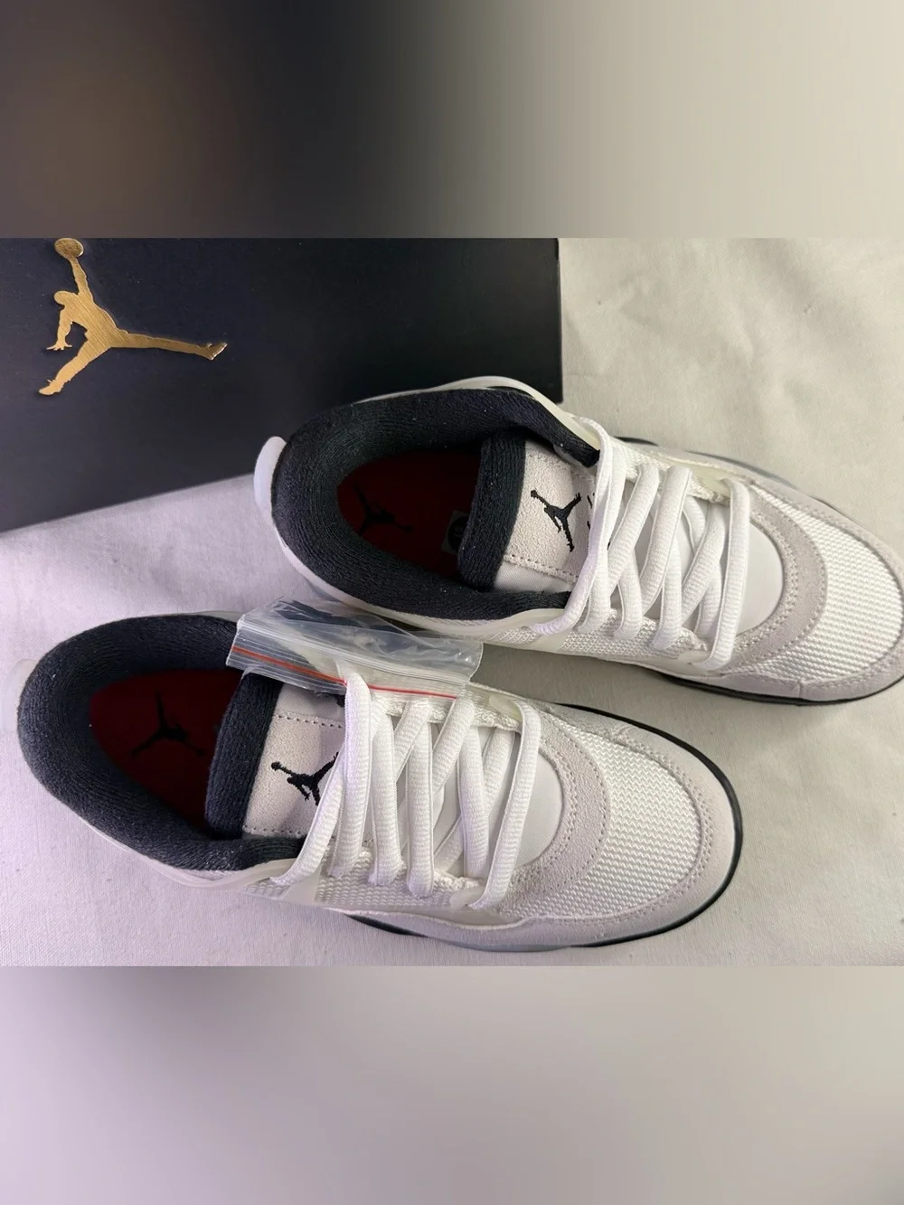 Jordan Low-Top Sneakers - Youth 6 New White, Black, Gray